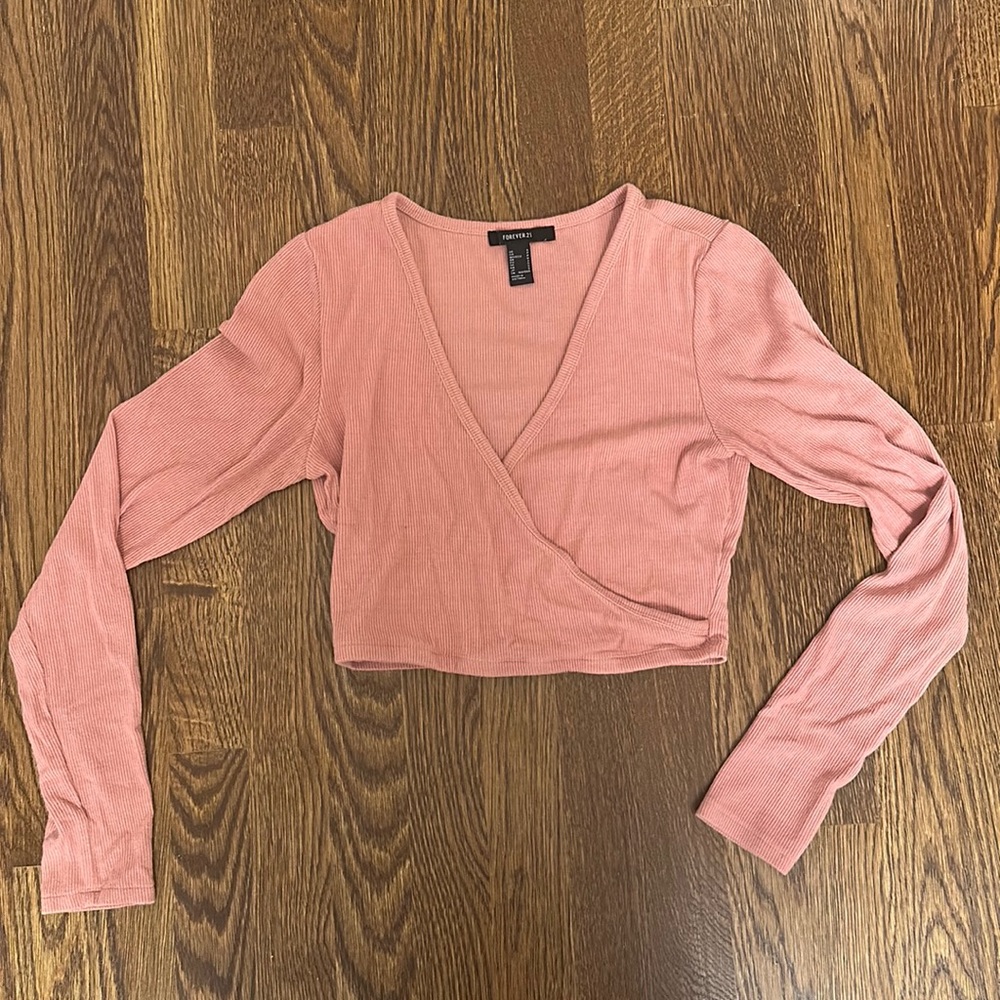 Forever 21 long sleeve, crisscross top size small